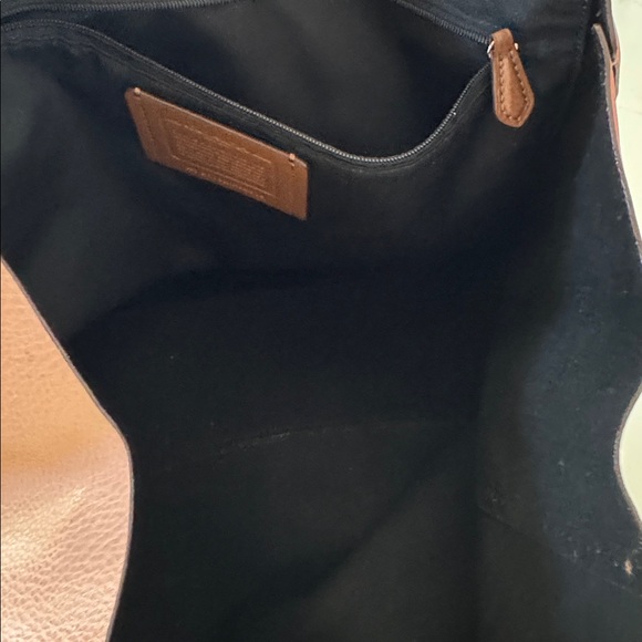 Authentic brown leather coach bag! - Picture 4 of 4